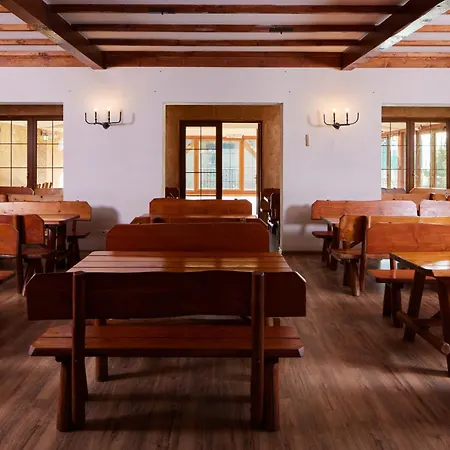Отель Hotel Beskidzki Raj Medical Spa Стрышава