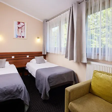 Отель Hotel Beskidzki Raj Medical Spa Стрышава