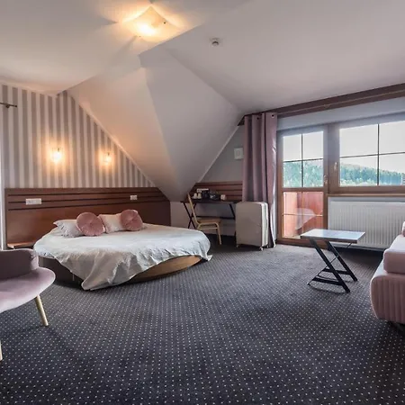 Отель Hotel Beskidzki Raj Medical Spa Стрышава
