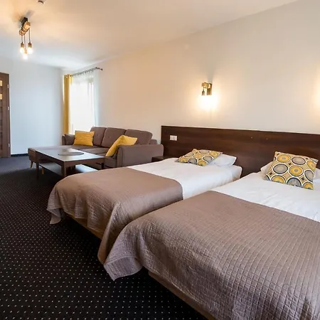 Отель Hotel Beskidzki Raj Medical Spa Стрышава